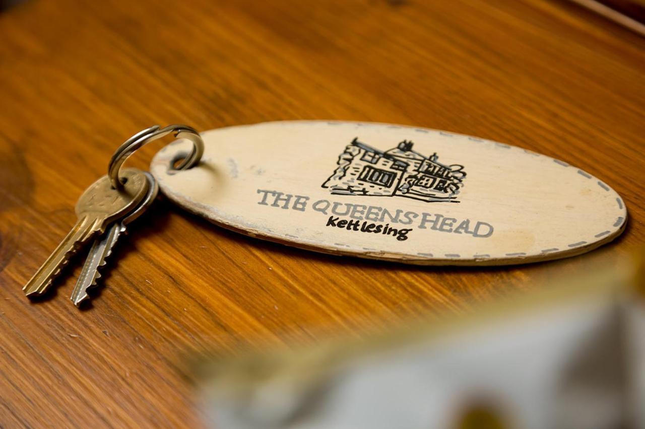 The Queens Head Kettlesing Harrogate Esterno foto